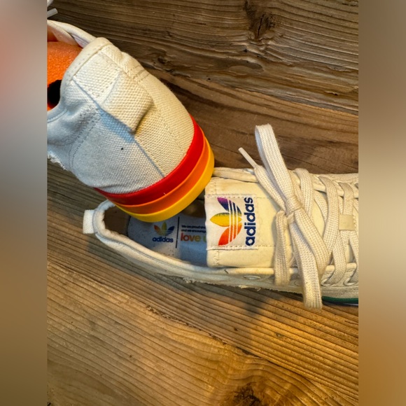 Adidas men’s limited special edition “ love unites” pride sneaker - Picture 3 of 17